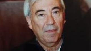 Търново потъна в скръб! Уважаван лекар загуби битката с COVID-19