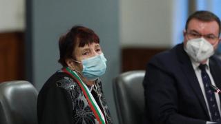 Най-възрастната мед. сестра у нас разкри как се чувства след ваксинацията