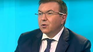 Проф. Ангелов призна какво ще се случи с него и баща му до 10 дни