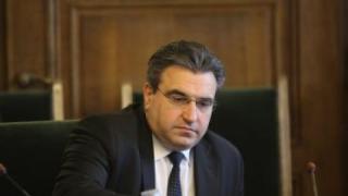Демократите в Кoнгрecа на САЩ щe премaхнат думитe „бaщa“ и „мaйкa“ oт увaжeниe към „вcички пoлoви идeнтичнocти“