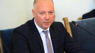 Транспортният министър с лоша новина за такситата