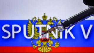 Bloomberg посочи причините за доверието към руската ваксина "Sputnik V"