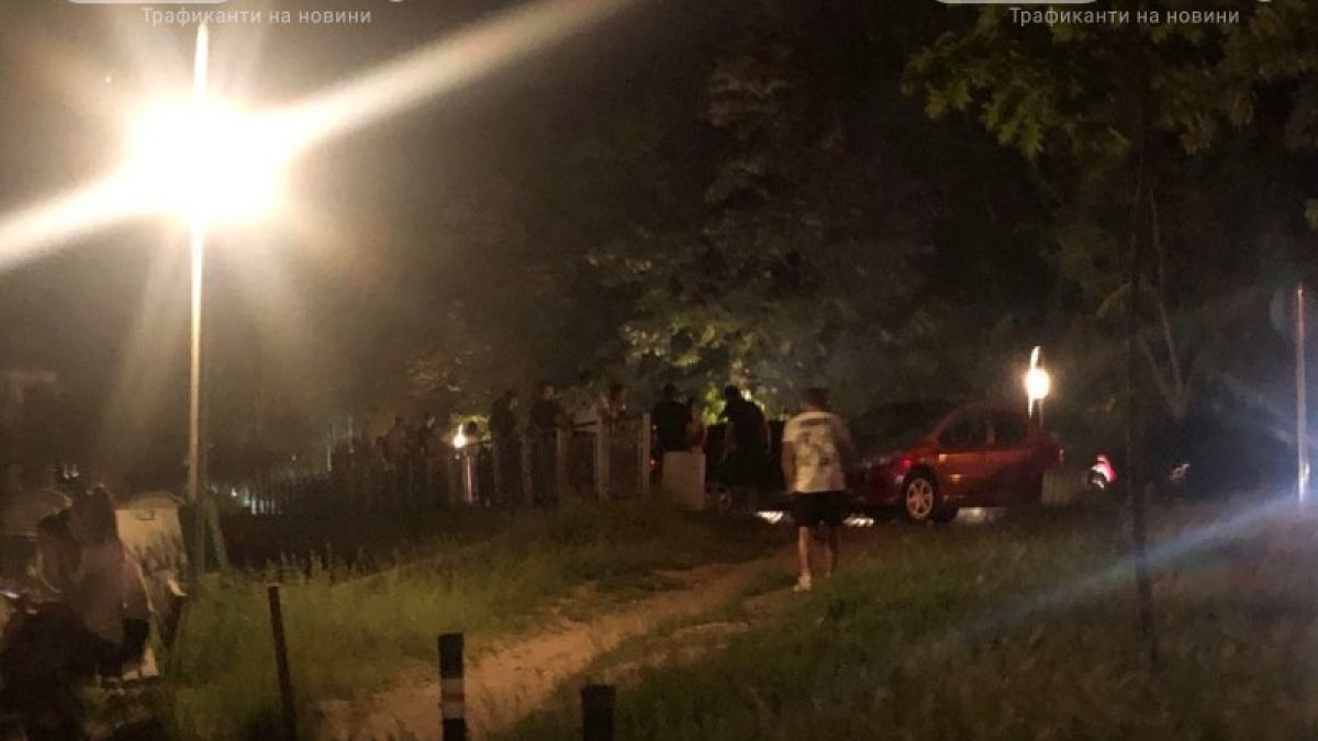 Зловещо! Мъж с камера в ръка преследва младежи на Гребната в Пловдив и...