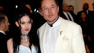 Жената на Мъск шокира: Изпитвам наслада, че се разболях от К-19!