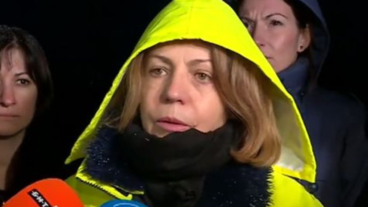 Фандъкова с извънредни новини за водния апокалипсис, най-тежко е в...