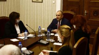 Георг Георгиев за срещата на Радев с Нинова: Страстта не е угаснала