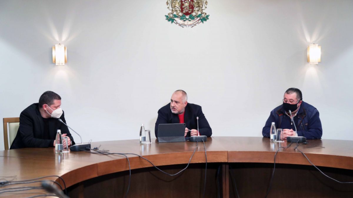 Борисов със спешна заповед след страшните СНИМКИ от река Искър ВИДЕО