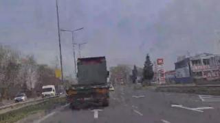 Терорист! Камион с ремарке изпреварва в Бургас със 100 км/ч