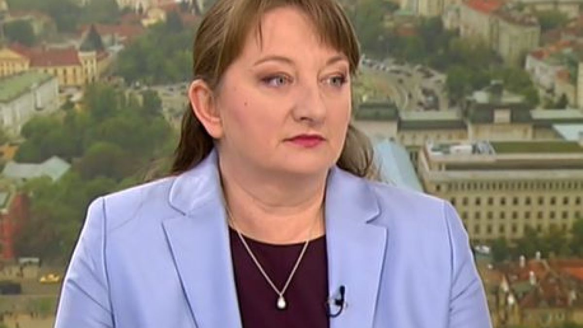 Министър Сачева с горещи новини ще стоим ли затворени до изборите 