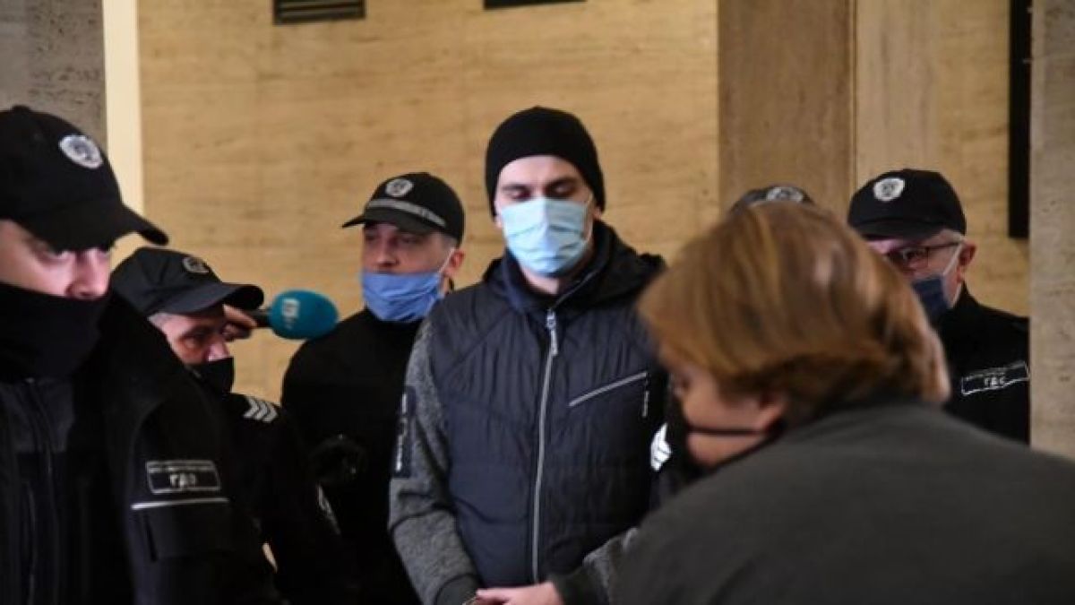 Извънредно от съда! Изненадваща присъда за Викторио, който уби жена си и дъщеря си! 