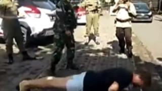 Не е за вярване как наказват на Бали хората, които не носят маски ВИДЕО 