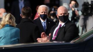 Байдън с първо послание в Туитър като президент на САЩ