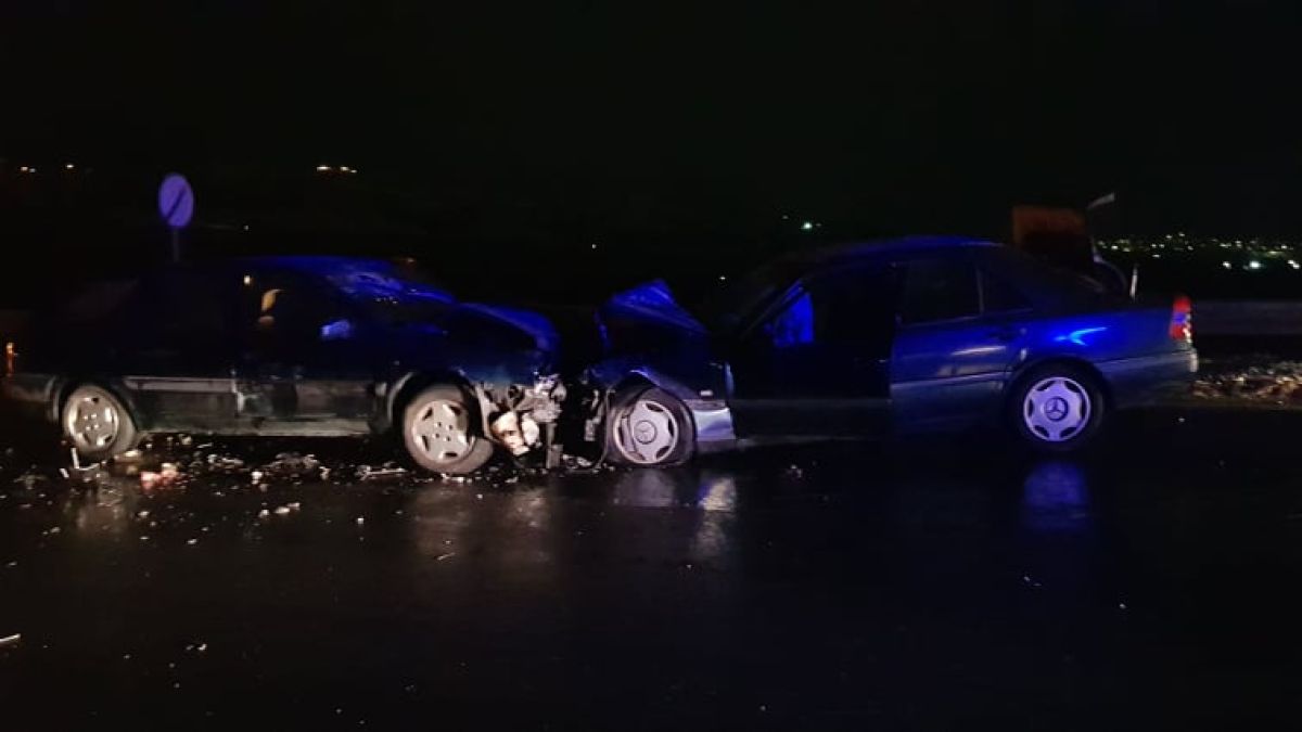 Адска верижна катастрофа на пътя София-Кулата СНИМКИ