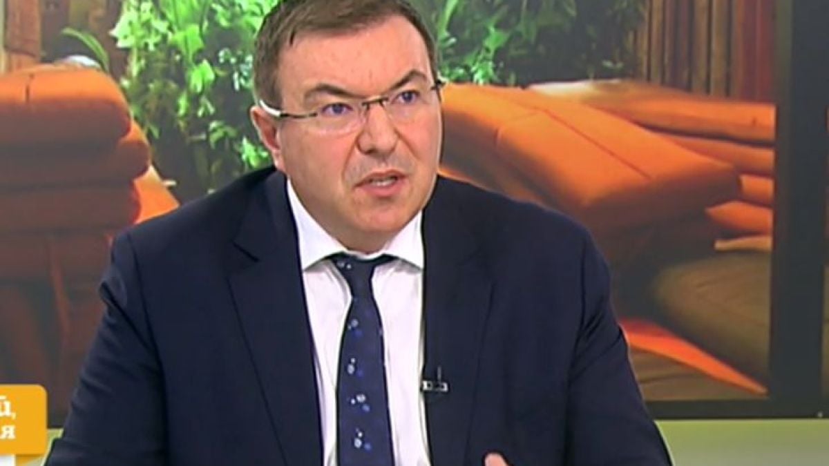 Здравният министър обяви какво категорично не трябва да прави България в момента заради К-19