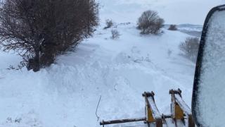 Инфарктна ситуация: Коли са затрупани с 3-метрови преспи в Кърджалийско СНИМКА