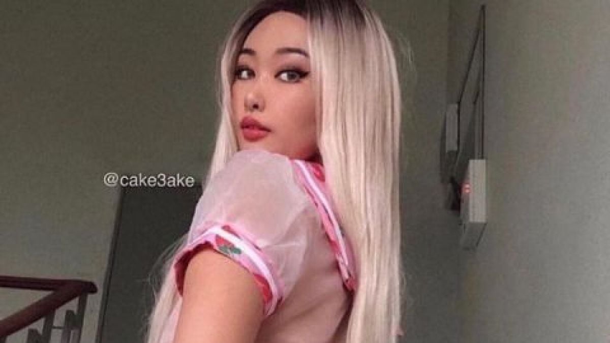 21-г. фръцла изкарва над милион долара на месец от порно СНИМКИ 18+