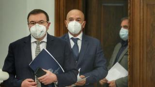 Здравният министър каза кога точно ще се затегне карантината отново ВИДЕО