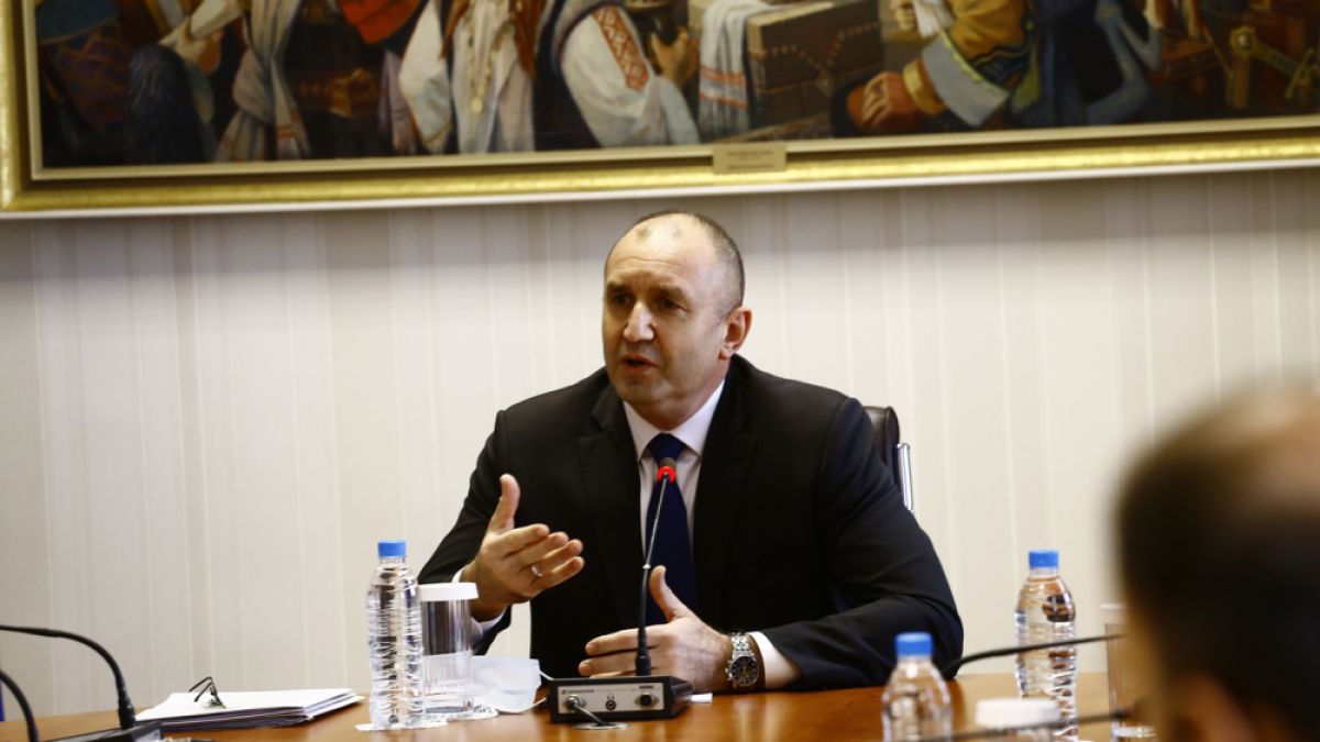 Юруков: Заключенията на Румен Радев за ДБ са неверни