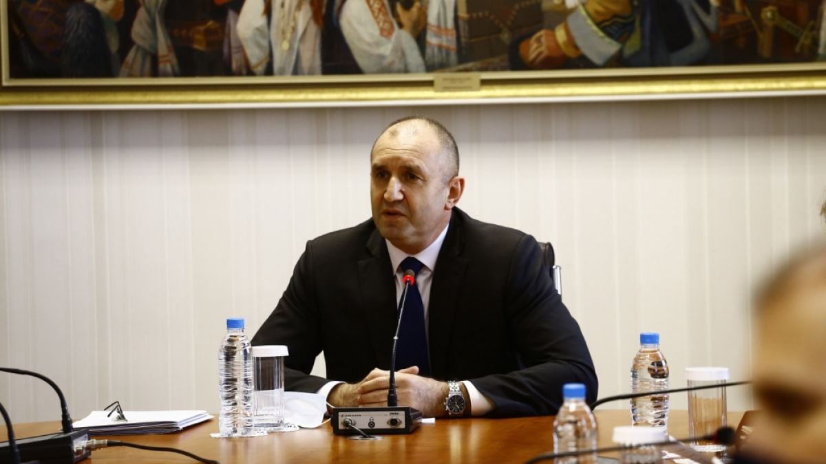 Радев говори по телефона с Еди Рама, ето какво си казаха