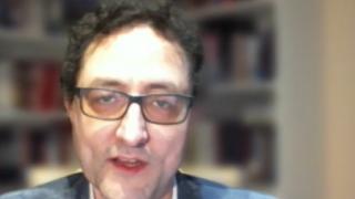 Важно! Д-р Илиев от Берн обяви безопасна ли е ваксината на AstraZeneca за пенсионерите 
