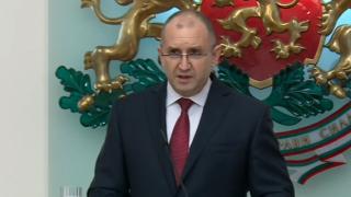 Радев обяви кандидатурата си за втори мандат, вицепрезидент ще е... ВИДЕО
