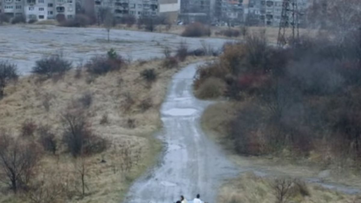 Култов пернишки квартал лъсна в клип на световна тийн звезда ВИДЕО 