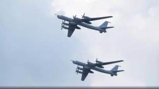 В подготовка за война: Руски Ту-142 патрулират за натовски подводници
