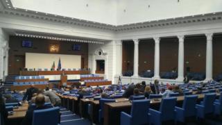 Важни новини за всички, ползвали неплатен отпуск заради коронакризата 