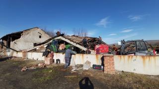 Ураганен вятър помете сливенското село Биково