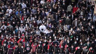 Протести сковаха Атина! Напрежението ескалира ВИДЕО