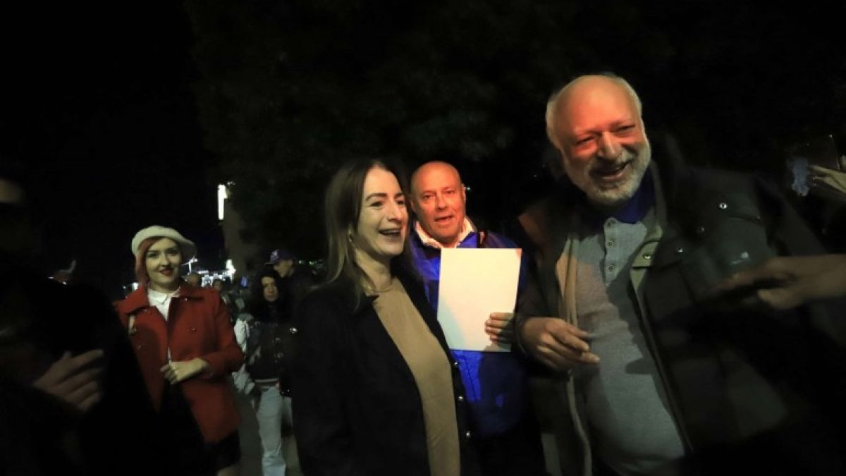 Двоен стандарт: Евродепутатка и дружка на "Отровното трио" нарича Навални расист