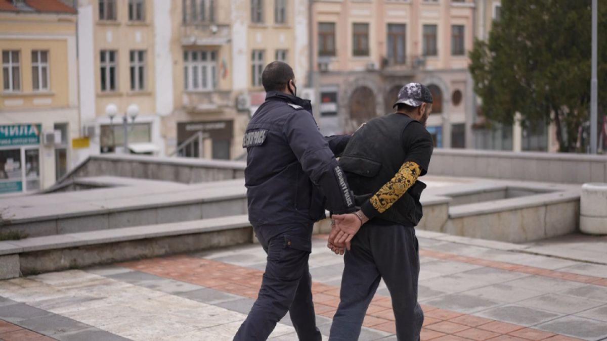 Скандалният рапър Гарджока получи неочакван подарък 
