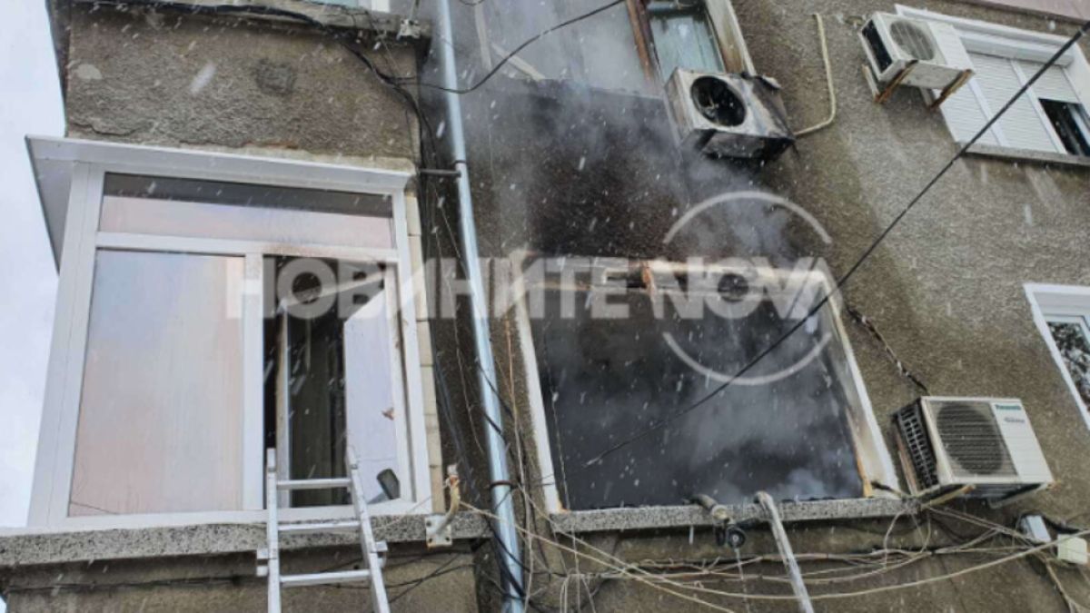 Евакуираха 12 души заради пожар в блок в Пловдив