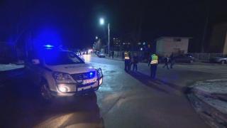 Бесен екшън край "Г.М. Димитров"! Пътник извади чук и стана страшно!