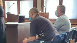 Извънредна новина за бащата и сина, убили бизнесмена в Нареченски бани и натикали трупа му в бидон