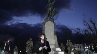 Караянчева: Фалшиви спасители употребиха иконата Левски, използвайки посланието му