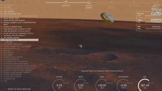 Марсоходът на NASA кацна на Марс! Първи СНИМКИ от Червената планета ВИДЕО