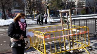 Хиляди законни павилиони дебнат с кабели убийци