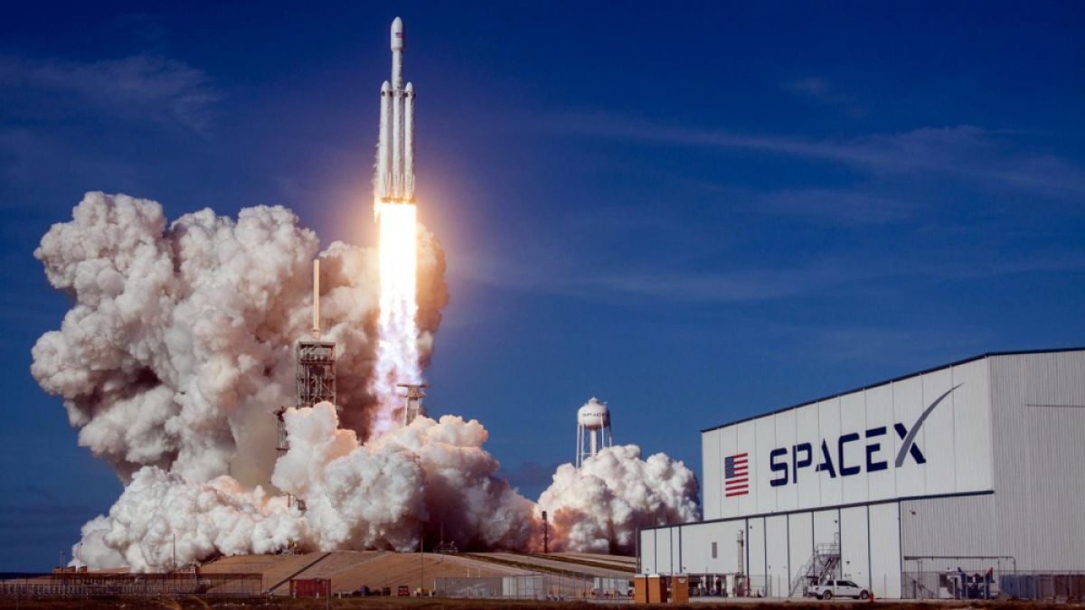 Американка, преборила рака, ще лети на първия частен полет на Space X