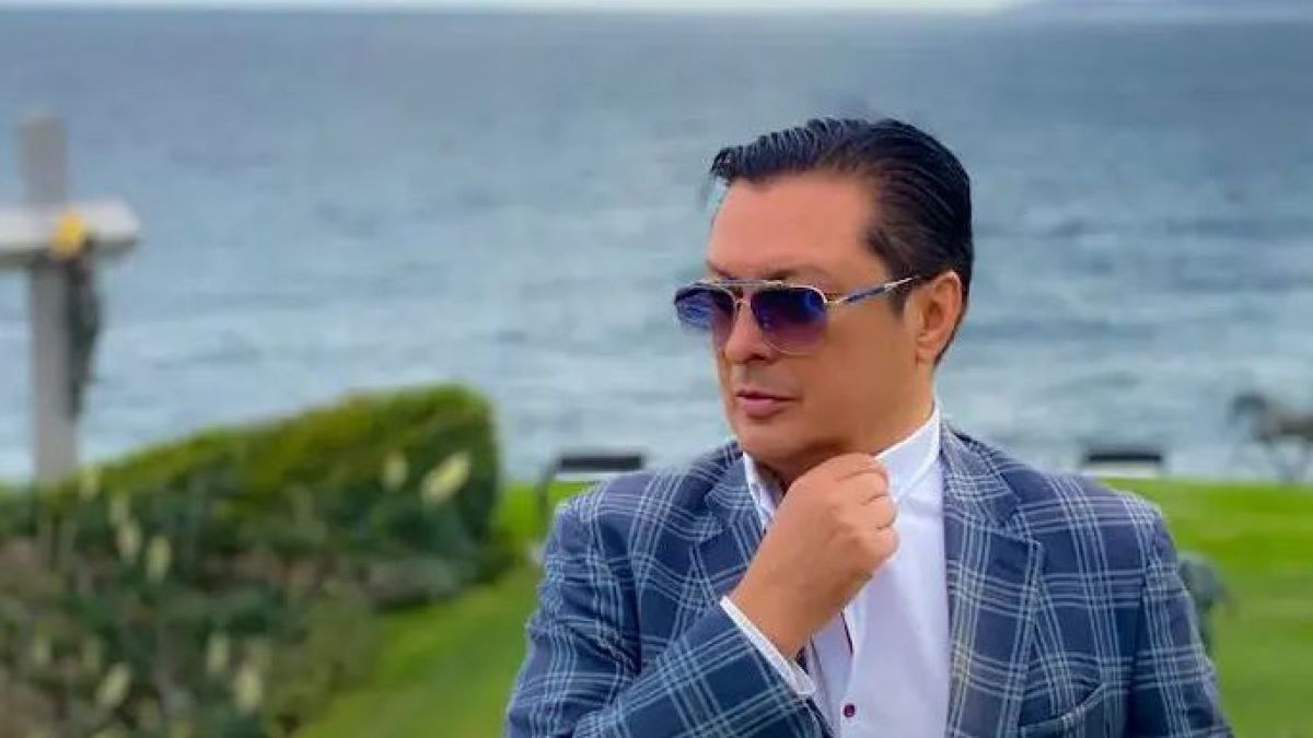 Васил Петров изпя “Енигма” по стихове на Ангел Симеонов ВИДЕО