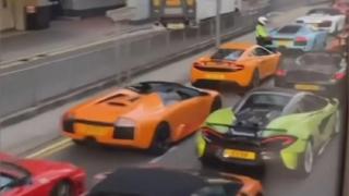 Полицаи разтуриха гонка на джигити с 45 елитни суперавтомобили ВИДЕО
