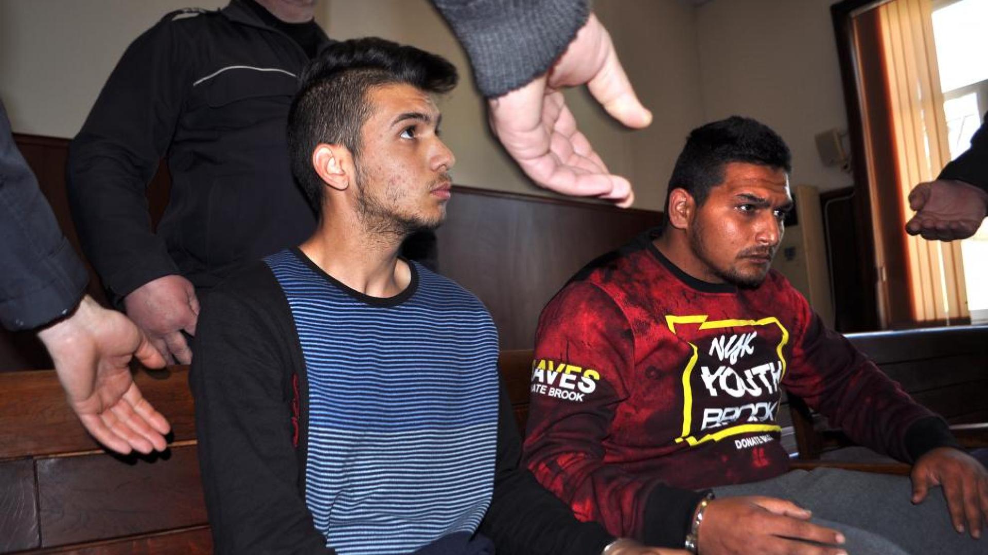 Цигани изнасилиха брутално и убиха крехката Валя в Харманли, а сега...