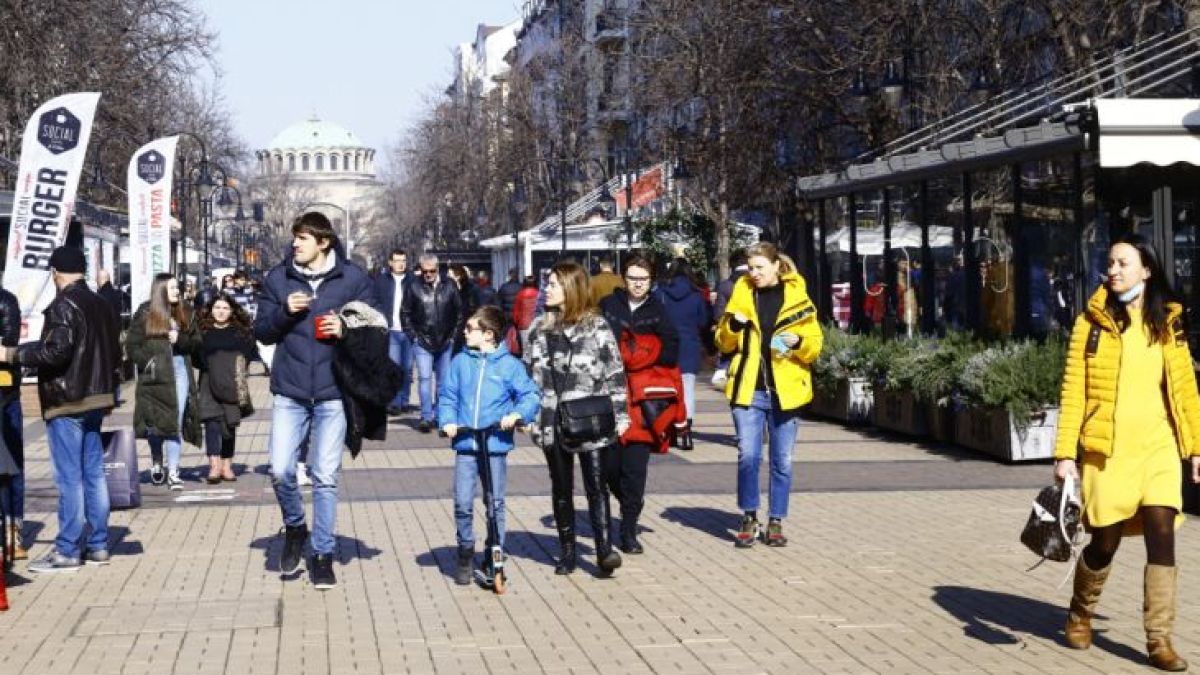 Неочакван обрат с времето в петък