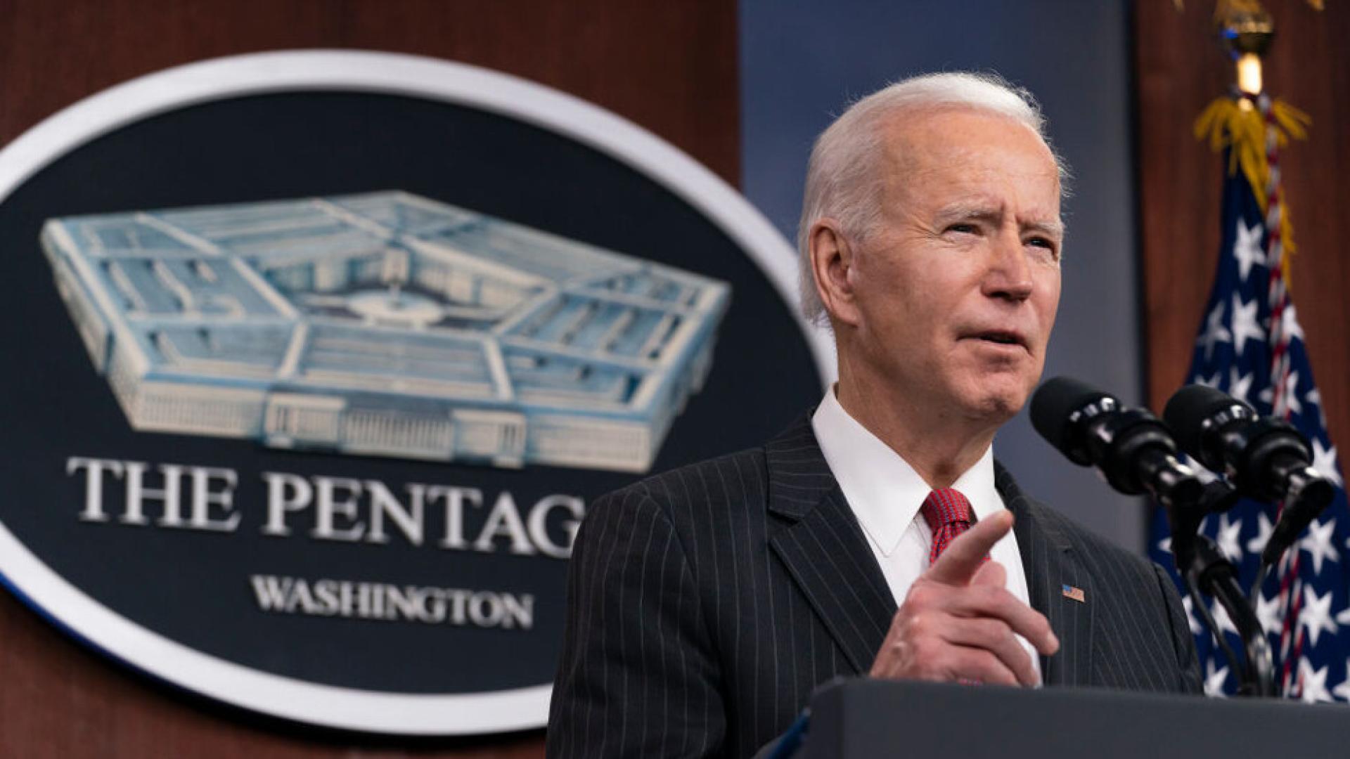 Притеснителна COVID новина за Байдън