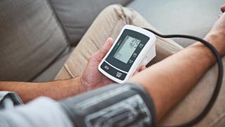 Какво е пулсово кръвно налягане и как да го измерим