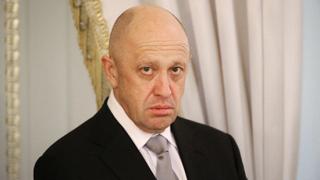 Издирваният от ФБР "готвач на Путин" дава $500 000 за залавянето на олигарха Ходорковски