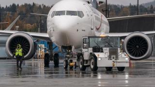 Драма в небето! "Боинг" 737 MAX кацна аварийно заради...