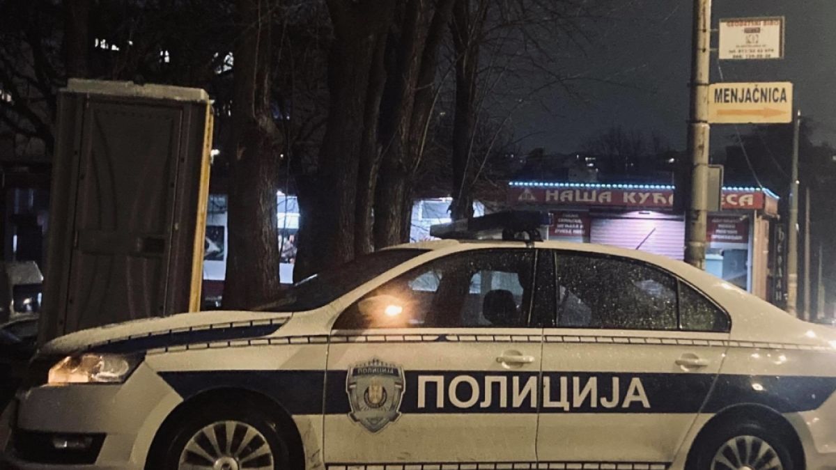 Полицаи тръгнаха да проверяват мъж за наркотици и останаха  шокирани от това, което той им разказа 
