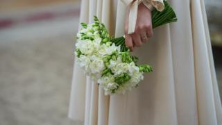 Булка дълго плака на сватбата си и умря внезапно