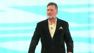 Валери Запрянов: На Витошка, ако хвърлиш карфица, няма къде да падне